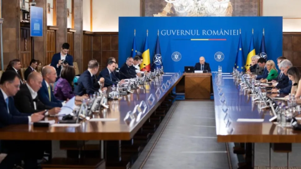 "Pachetul de solidaritate", adoptat de Guvern: bani pentru pensionari și beneficii mai mari pentru copiii cu dizabilități