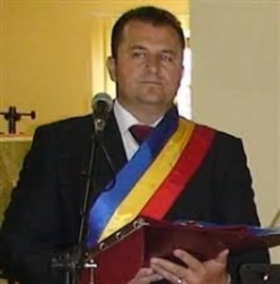Dumitru Pop, unul dintre cei mai importanți lideri ai social-democratilor sătmăreni a anunțat că trece la Pro România