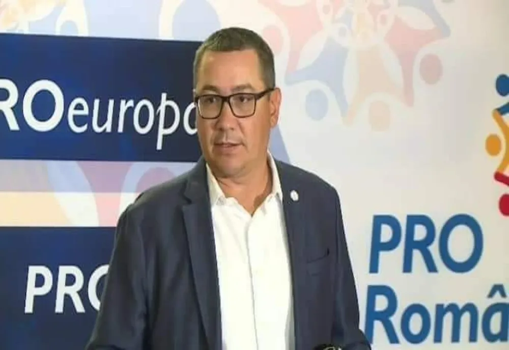 VICTOR PONTA, ATAC LA LIDERII PSD: ÎNTR-O LUME DECENTĂ, CU VALORI MINIME, ACTUALA CONDUCERE A PSD AR FI TREBUIT SĂ NE CHEME PE TOȚI