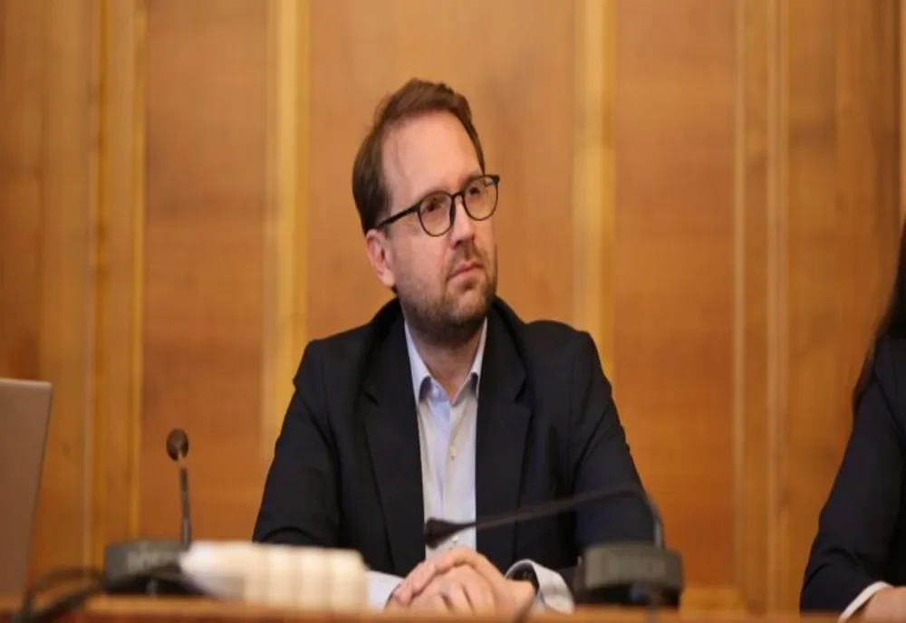 DEZASTRU LA PRIMĂRIA ȘEFULUI REZIȘTILOR: GAURĂ URIAȘĂ LA BUGETUL STATULUI