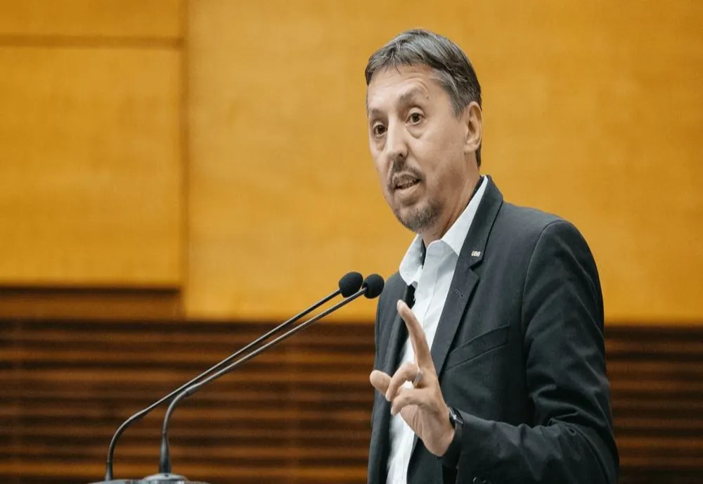 CE PROIECTE PE EDUCAȚIE DIN PNRR AU SCĂPAT DE AUSTERITATE. MINISTRUL DAVID PREZINTĂ LISTA