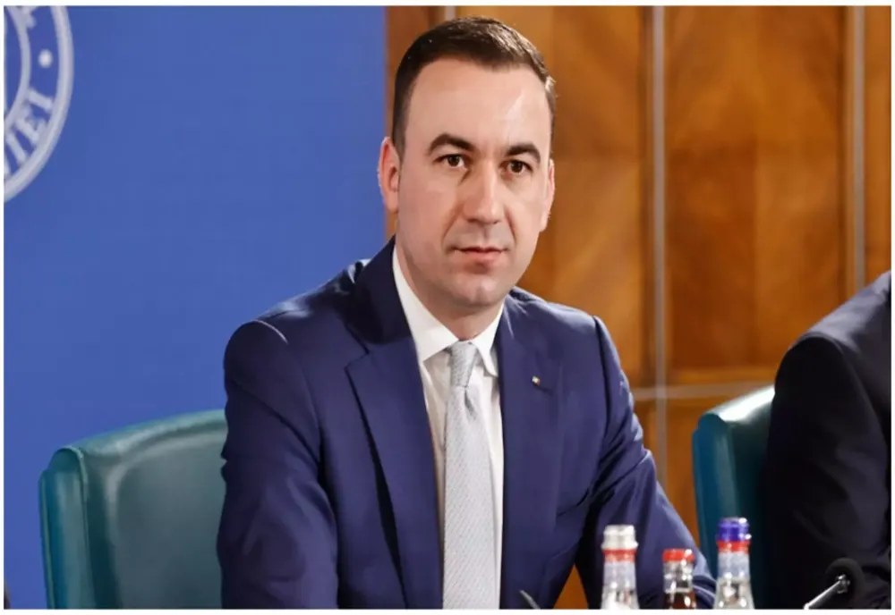 MINISTRUL ENERGIEI DONEAZĂ 20% DIN SALARIU ȘI LE CERE COLEGILOR SĂI SĂ ÎI URMEZE EXEMPLUL: ”NU POT PUNE AUSTERITATEA DOAR PE SPATELE OAMENILOR”