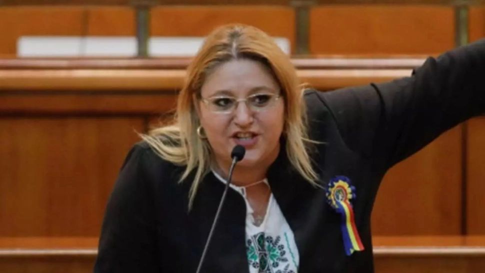 Șoșoacă: Parlamentarii S.O.S. România vor vota pentru căderea Guvernului Bolojan