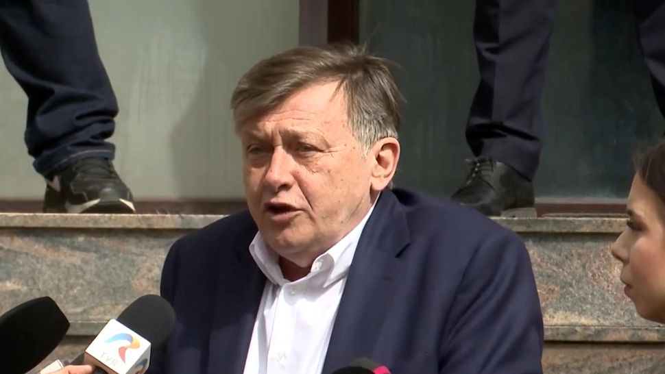 Crin Antonescu, atac devastator la PNL și USR: „Țin ostatic întreg poporul!”