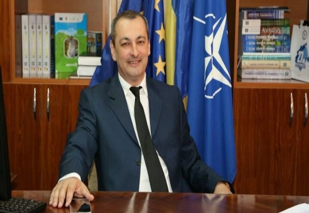 Fostul prefect Lucian Furdui este PRO: Pro România!: 