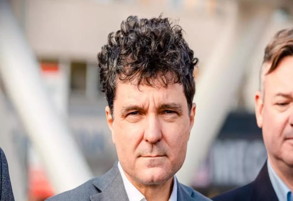 Nicuşor Dan: Gabriela Firea are toate şansele să câştige Primăria Capitalei