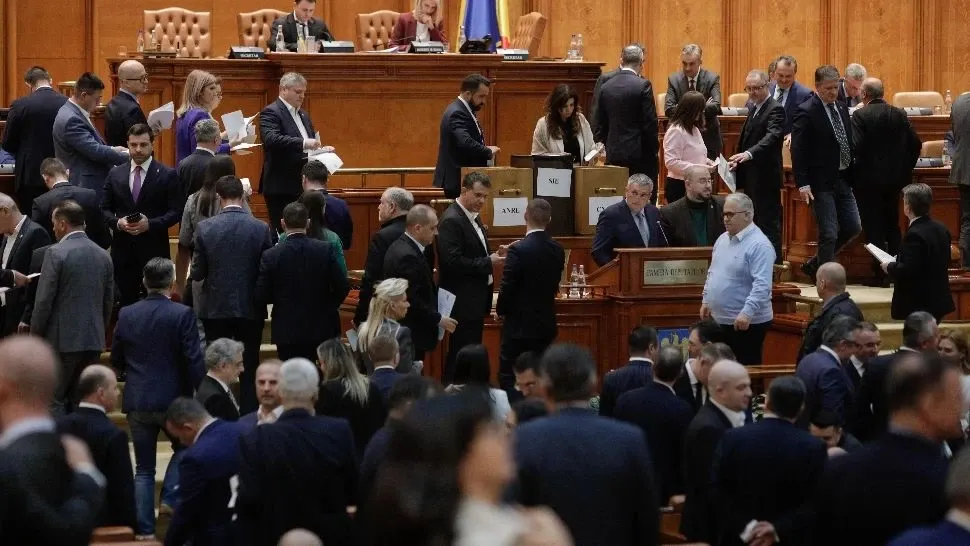 Aranjamentele partidului apărut de nicăieri în Parlament. Cine va vota guvernul Tomac, negocierile subterane -VIDEO