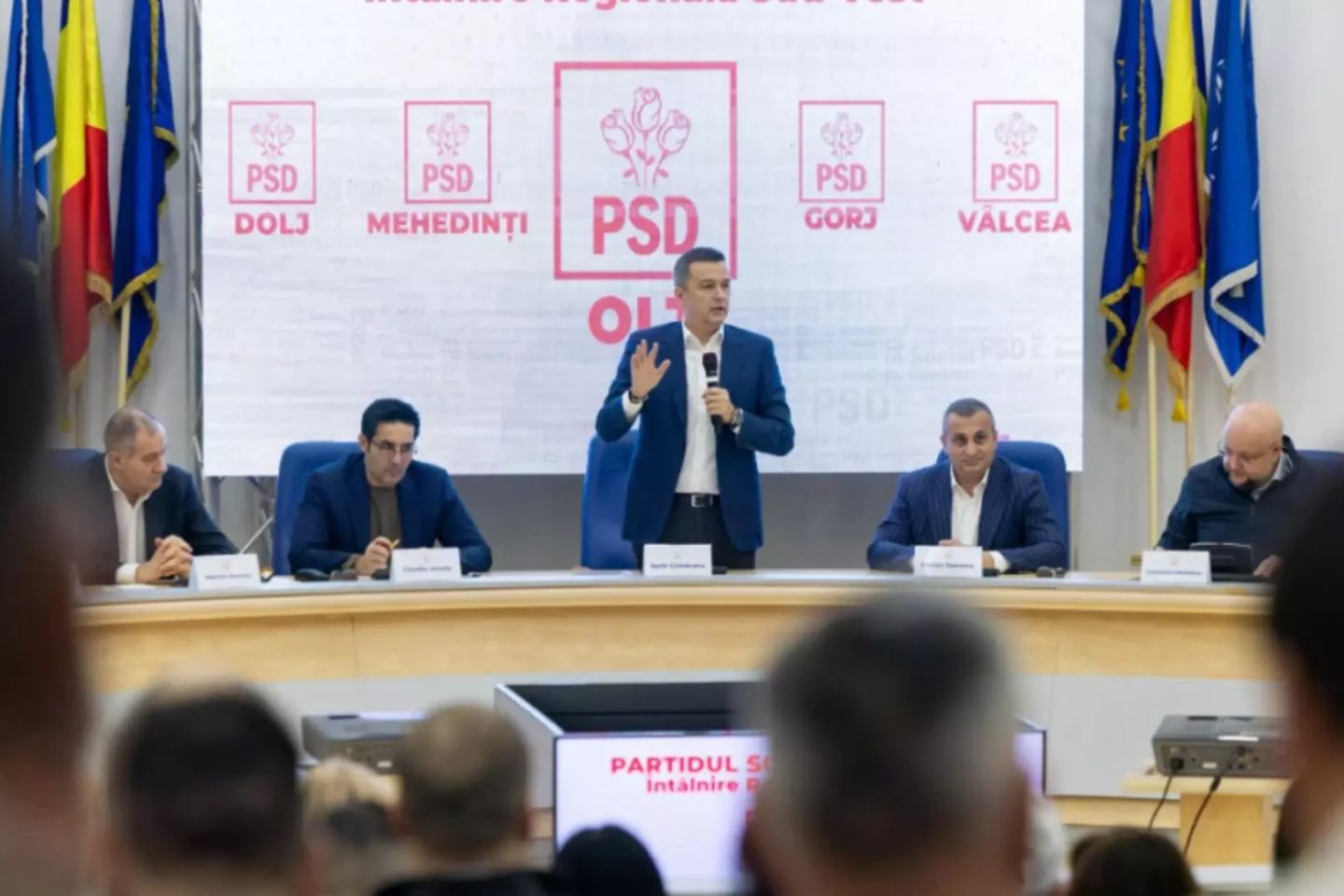Ora 17:00 Decizie crucială la PSD. Liderii social-democrații din toată țara votează propunerea de retragere a sprijinului pentru guvernul Bolojan - LIVE TEXT