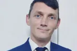 Senatorul Paul-Ciprian Pintea, ales la POT și trecut la PSD, a condus din nou cu permisul suspendat și nu a oprit la semnalul poliției