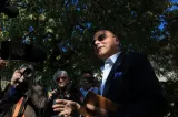 Rareș Bogdan, primele declarații după DNA Iași: „Nu prea mă pricep eu la ouă și pui”. Ce spune despre discuția cu șeful DSVSA
