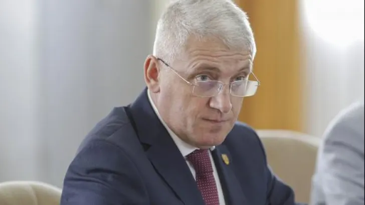 Adrian Țuțuianu