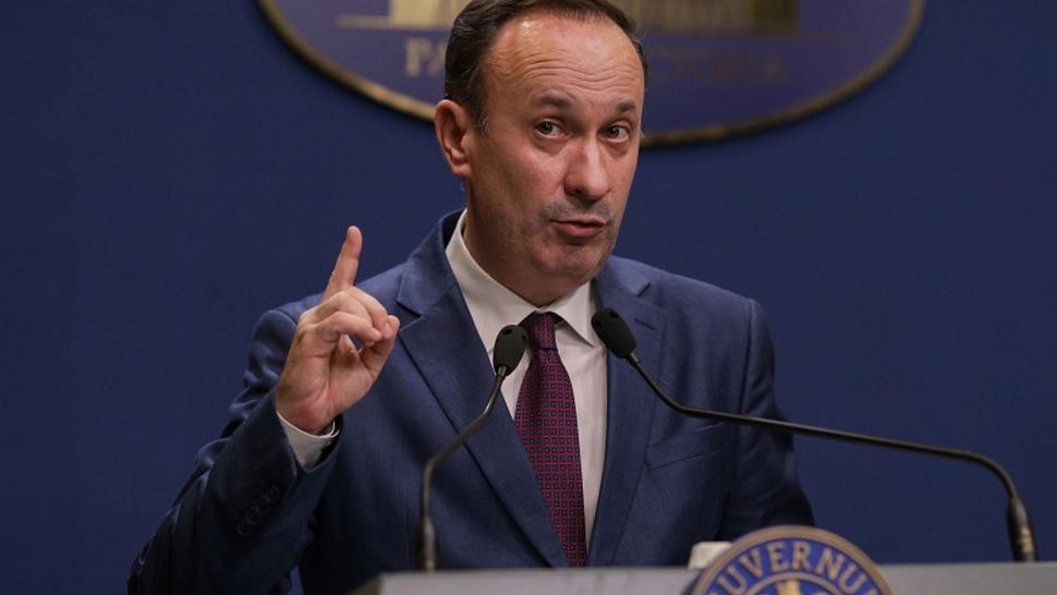 Adrian Câciu îl acuză pe Ilie Bolojan de blocaj guvernamental: „România fără Bolojan premier ar arăta mult mai bine”