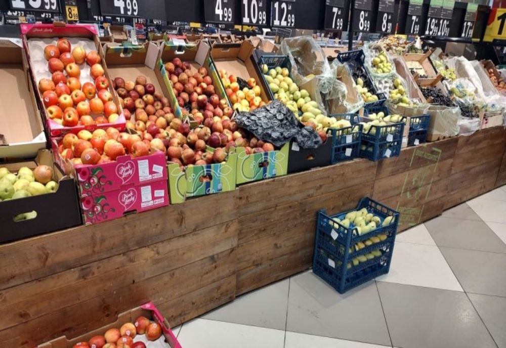 Românii plătesc cu 22% mai mult pentru alimente, comparativ cu anul trecut