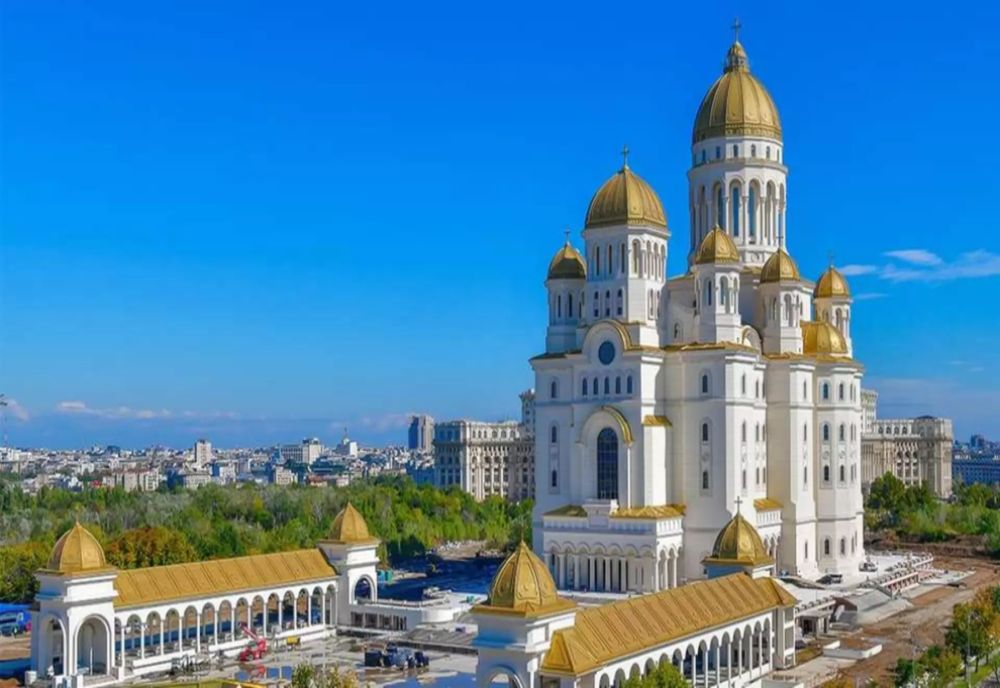 MOMENT ISTORIC PENTRU ROMÂNIA. CATEDRALA NAȚIONALĂ ÎȘI DESCHIDE ASTĂZI PORȚILE 