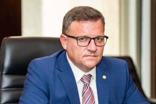 Marius Budăi acuză Guvernul că pregătește „înstrăinarea companiilor strategice ale României”