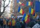 MOBILIZARE URIAȘĂ A ROMÂNILOR LA PROTESTUL AUR: OAMENII NU VOR AUSTERITATE. GEORGE SIMION, ÎN MIJLOCUL MULȚIMII. CIOCNIRI ÎNTRE LIDERUL OPOZIȚIEI, PROTESTATARI ȘI JANDARMI